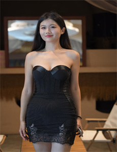 《爱福利视频广场-美丽小蜜糖在线观看》